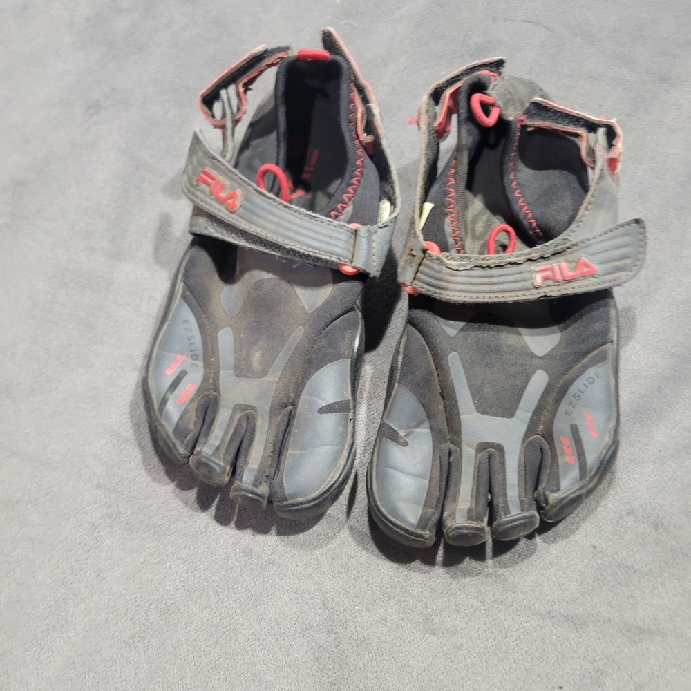 Fila Skele-Toes EZ Slide Kids Size 2 Black Red Barefoot Water Shoes 3PK000EX-002